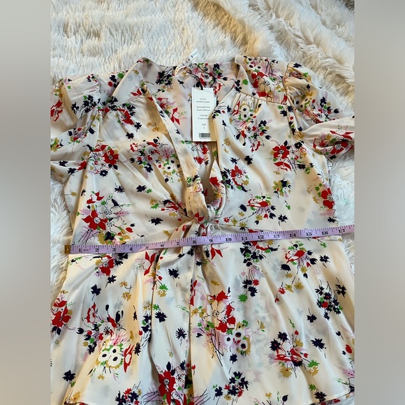 Veronica Beard NWT Payton Silk Blend Floral Long Sleeve Stretch Blouse Size 6 - Picture 15 of 15